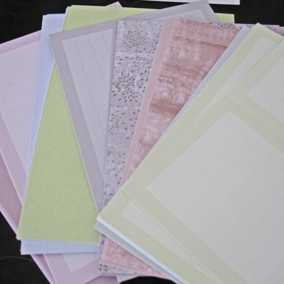 Storybox Photo Mats & Journal Chalet New, Unopened - Picture 4 of 5